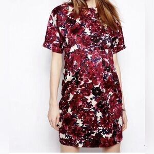 ASOS Maternity 12 women’s magenta floral dress